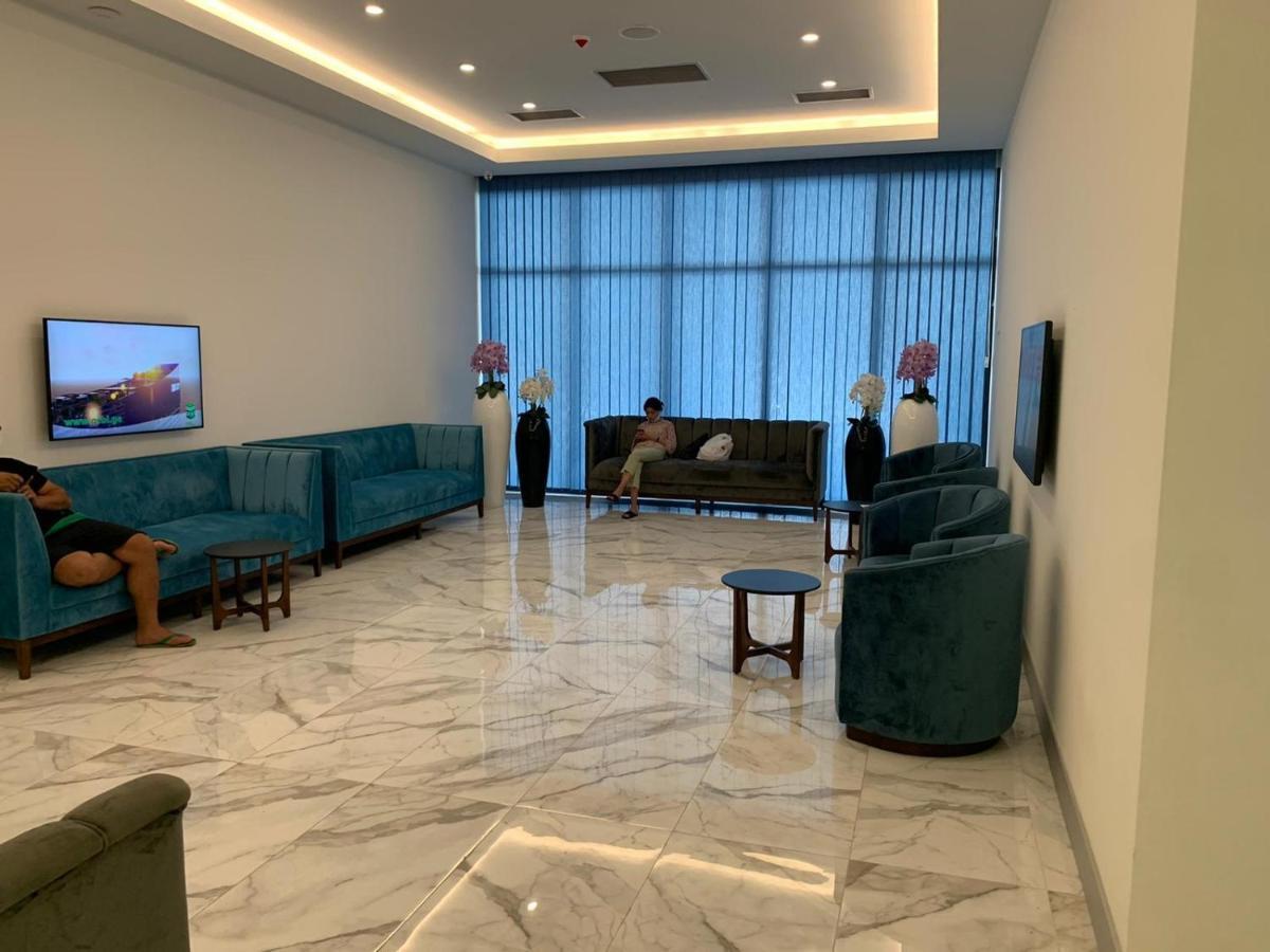 באטומי Orbi City Luxury Suit מראה חיצוני תמונה