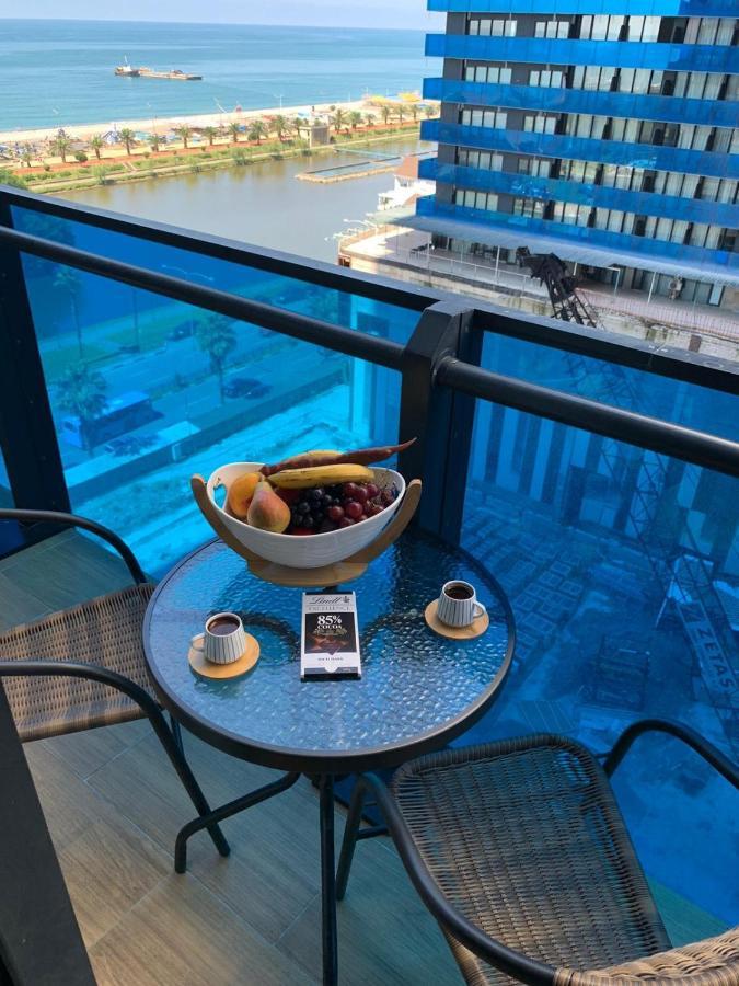 באטומי Orbi City Luxury Suit מראה חיצוני תמונה